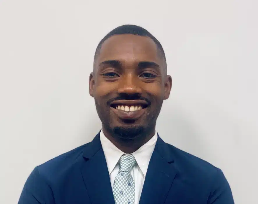 Headshot of Sherman Cravens